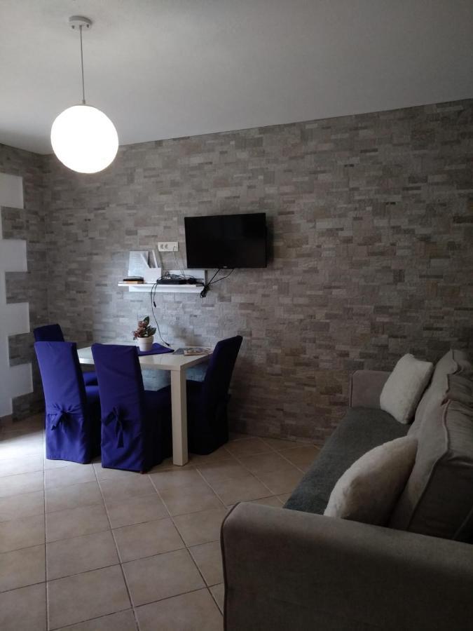 Apartment Laus