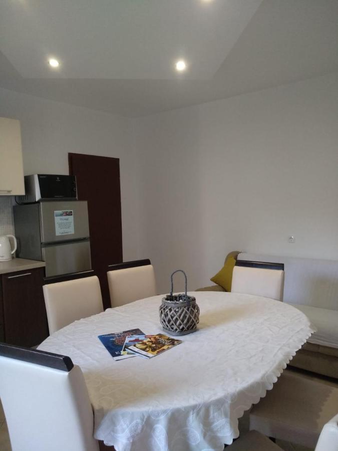 Laus Apartment