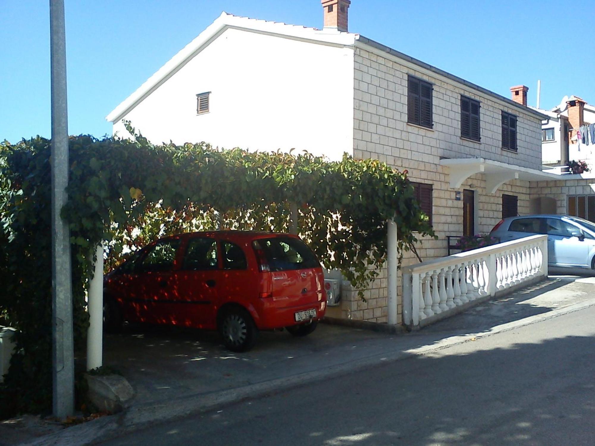 Apartment Laus Zavalatica